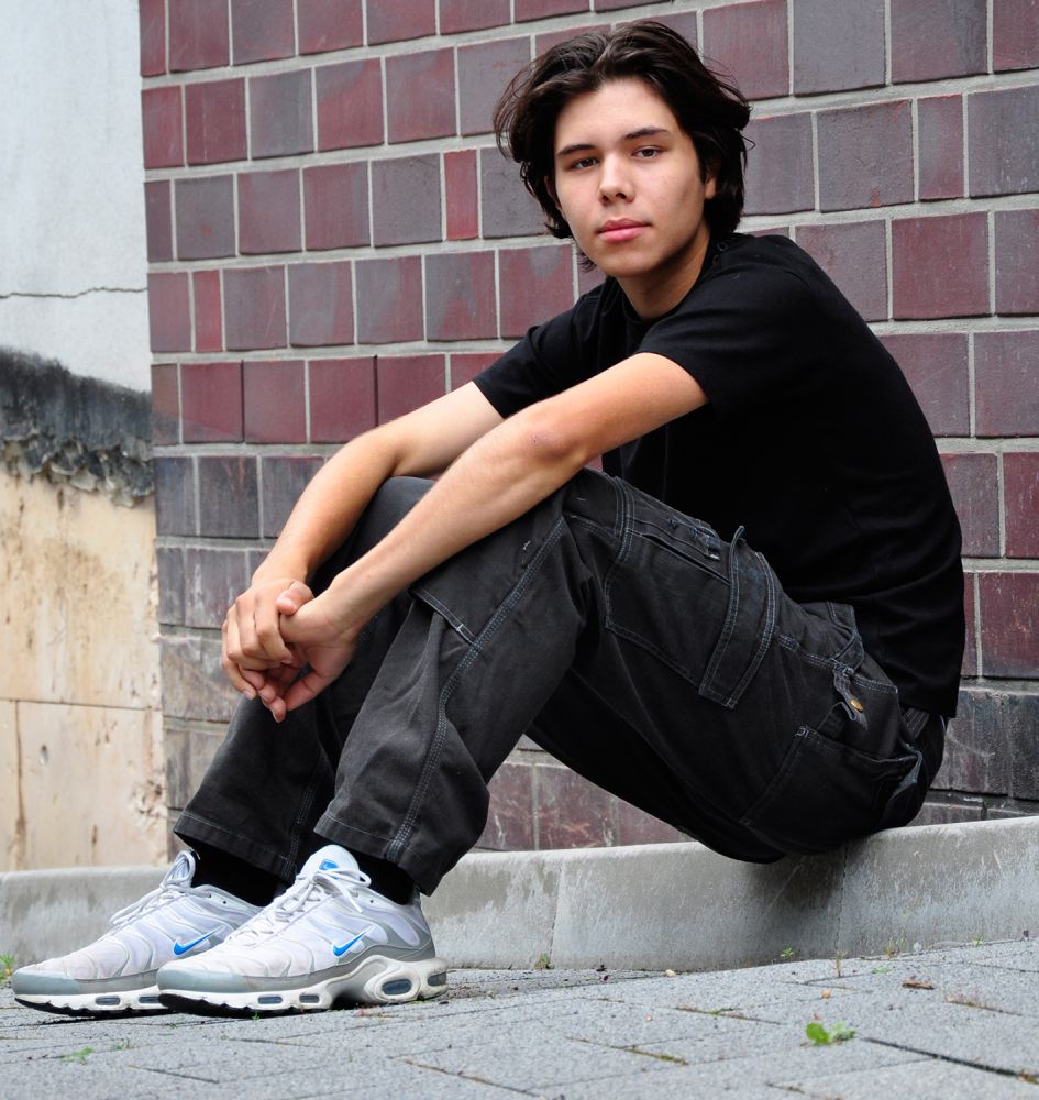 Jonathan Neo Völk