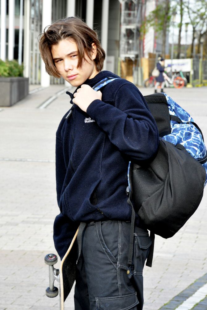 Jonathan Neo Völk