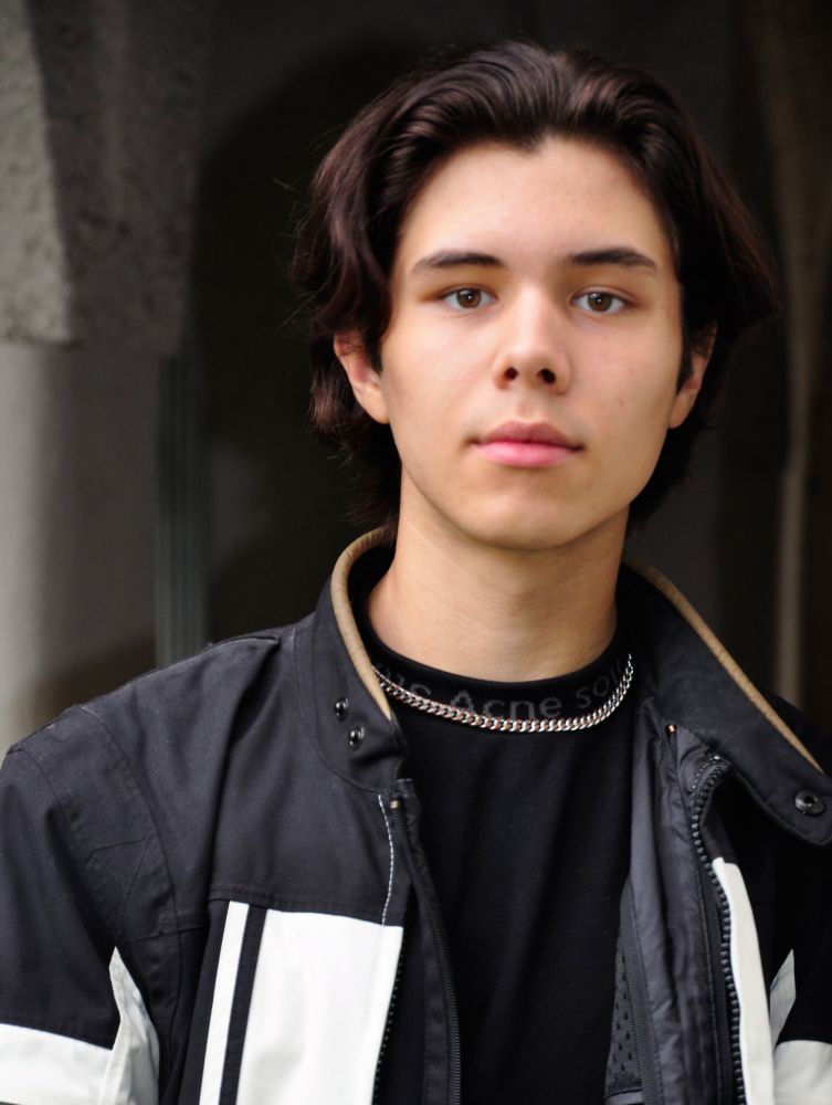 Jonathan Neo Völk