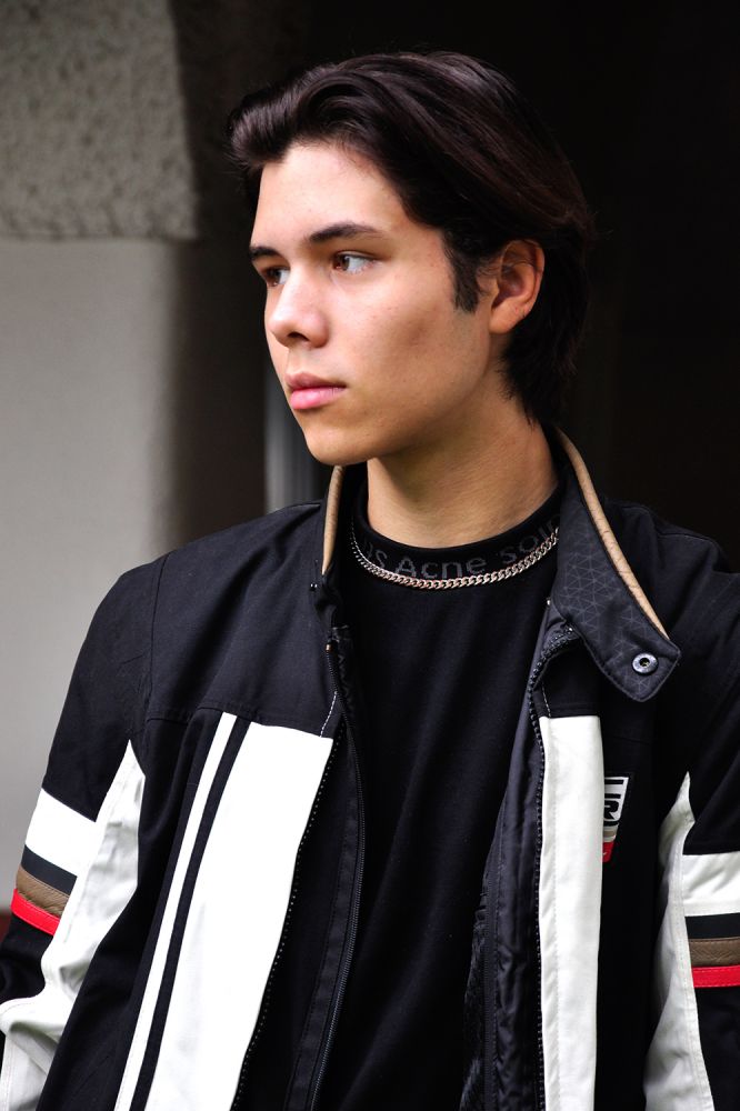 Jonathan Neo Völk