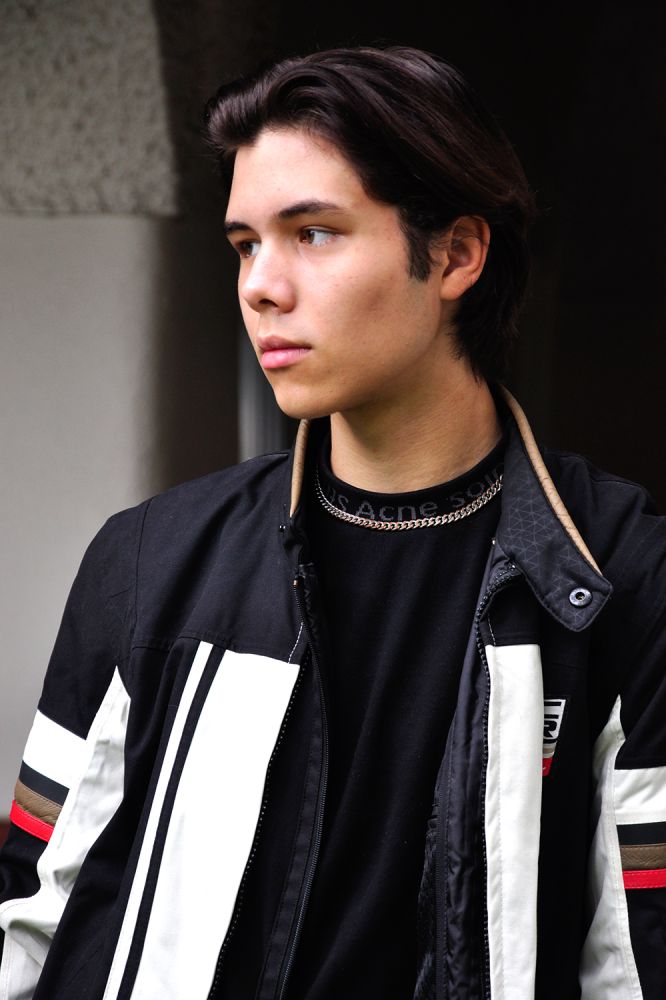 Jonathan Neo Völk